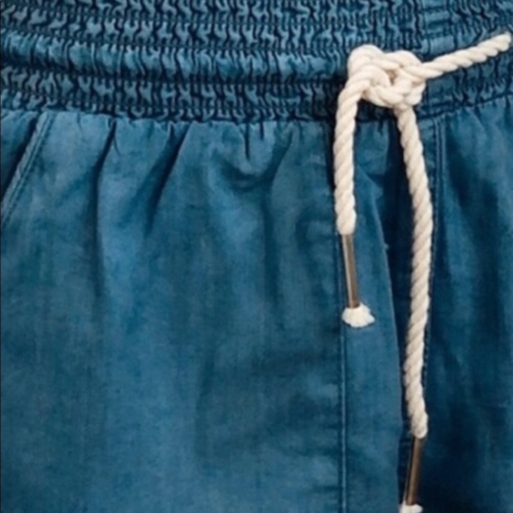 🔥S 2/4 13" flat boutique Chambray Shorts nwt - Picture 6 of 8